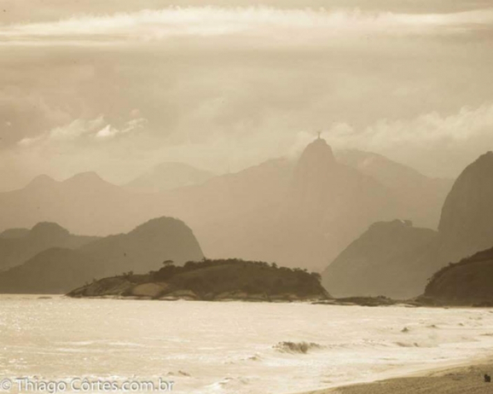 Niterói e Rio vistos da Praia do Imbuy, foto de Thiago Cortes